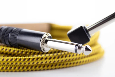 Cordial 14776 Instrumentenkabel 6,35 mm Klinke mono 3 m Schwarz, Gelb