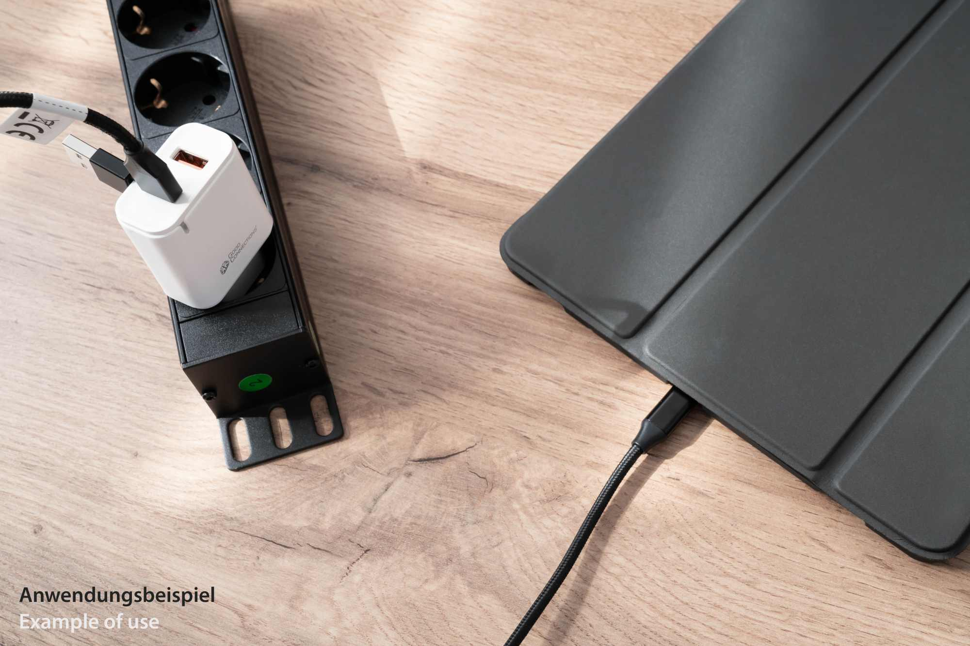 Python PY-USB002S USB-C Datenkabel 1m USB-A Adapter 60W PD Schwarz