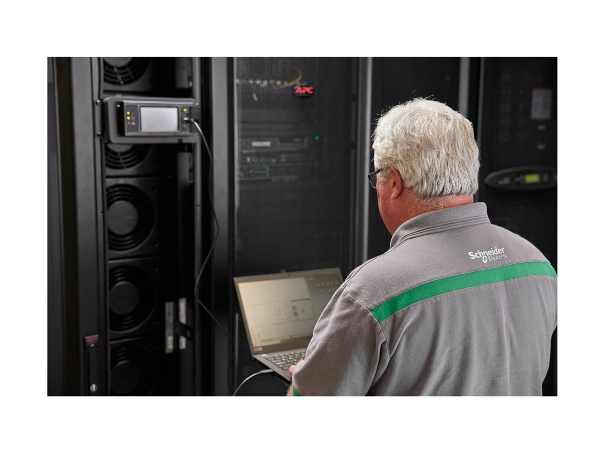 APC Scheduled Assembly Service 5X8 für In Row ACRD101 Serie – Vor-Ort-Installation (8x5)
