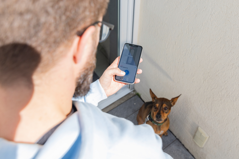 ABUS WINTECTO One Smarter Fensterantrieb Bluetooth Batteriebetrieben Schwarz