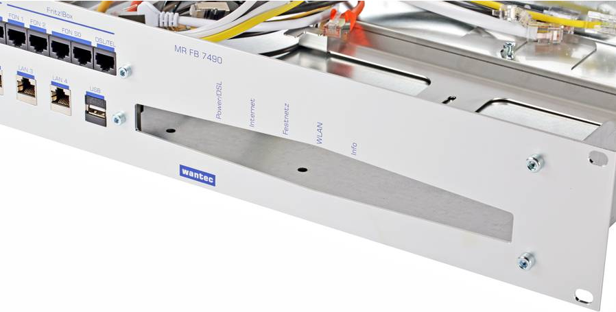 Wantec 2090 Patch Panel 2U 19" RJ-45 USB Typ A Silber