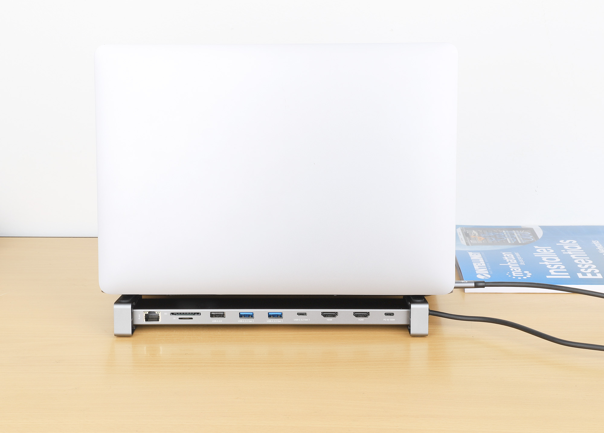Manhattan 10-in-1 Dockingstation USB-C 3.2 Gen 1 2xHDMI 1GbE Silber