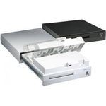 Anker UCD, mit Freilaufdiode, gebremste Version, anthrazit Kassenlade, Frontöffnung, Maße (BxHxT): 385x95x435mm, Einsatz: 4 Scheinfächer, 8 Münzfächer, 1 Scheckfach, Anschluß an Kassendrucker, DIN, 24V, Kabellänge 3m, Farbe: anthrazit (08512.623-0020)