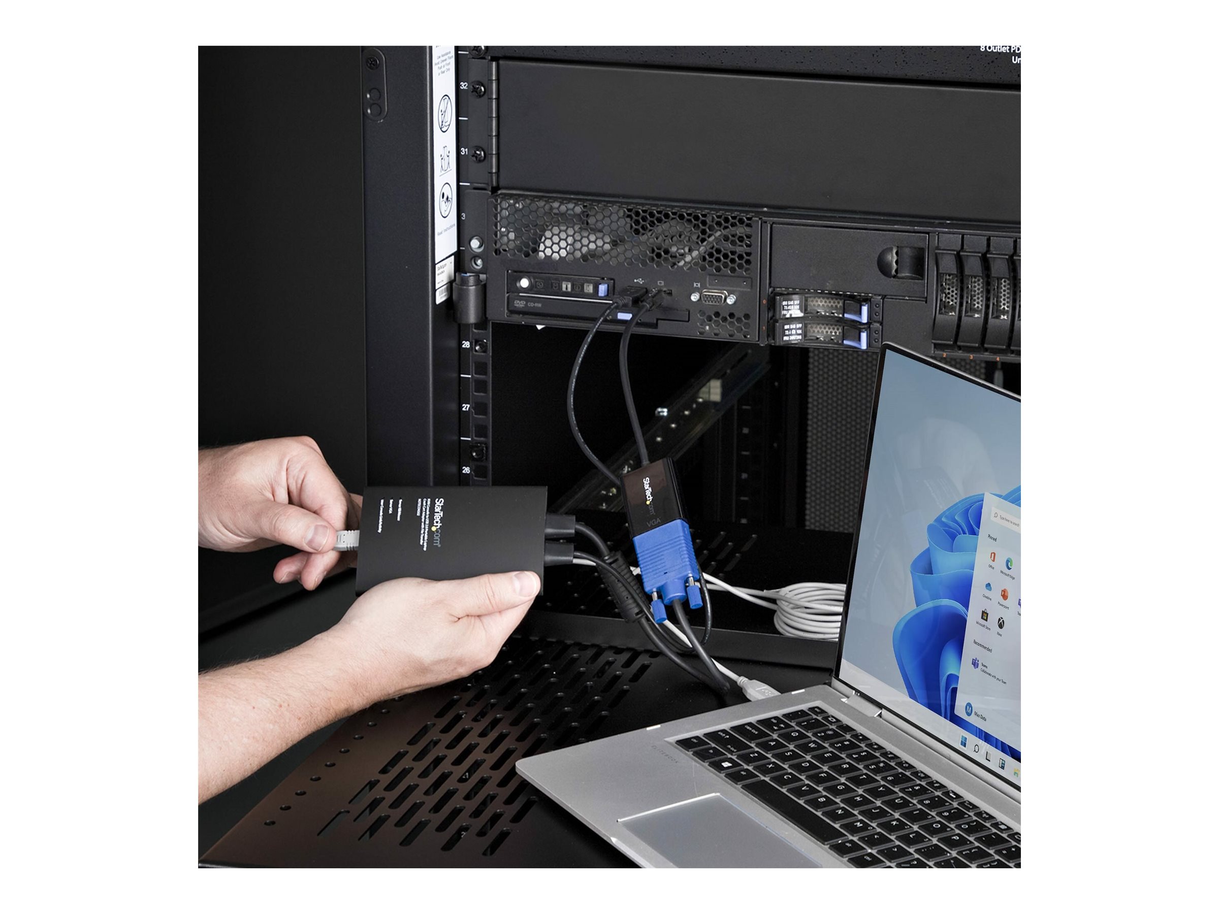 StarTech.com Laptop Crash Cart Adapter, USB/VGA/Mini DisplayPort KVM-Konsole, 1920 x 1200 Pixel, Schwarz