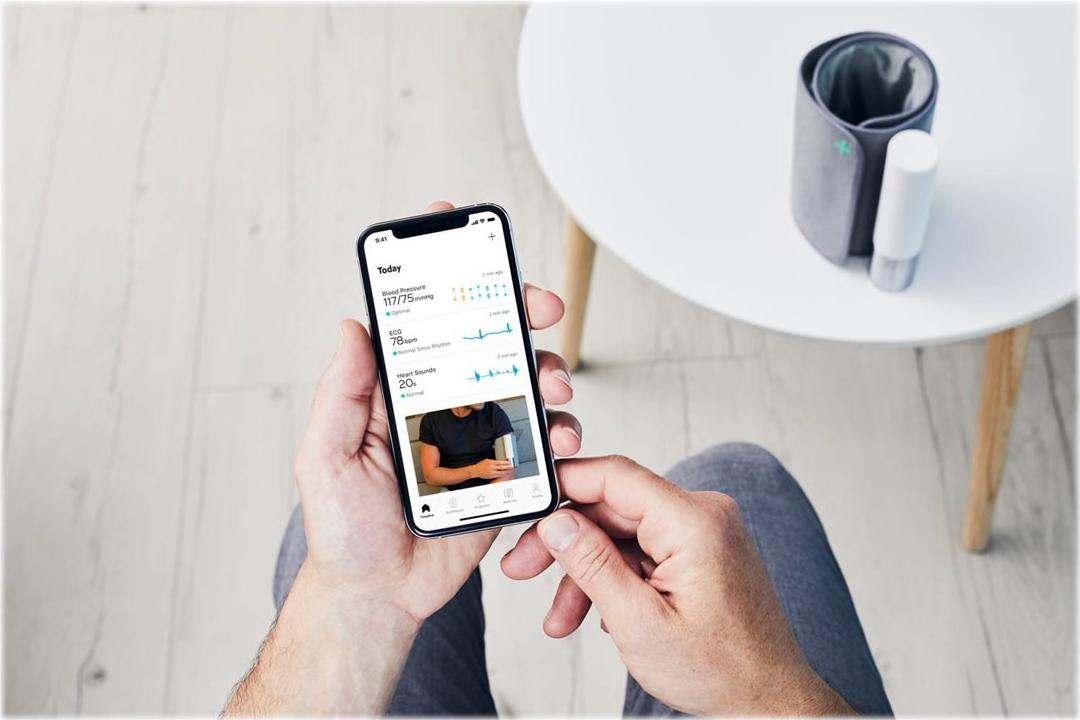 Withings BPM Core Blutdruckmessgerät 3-in-1 Oberarm Grau