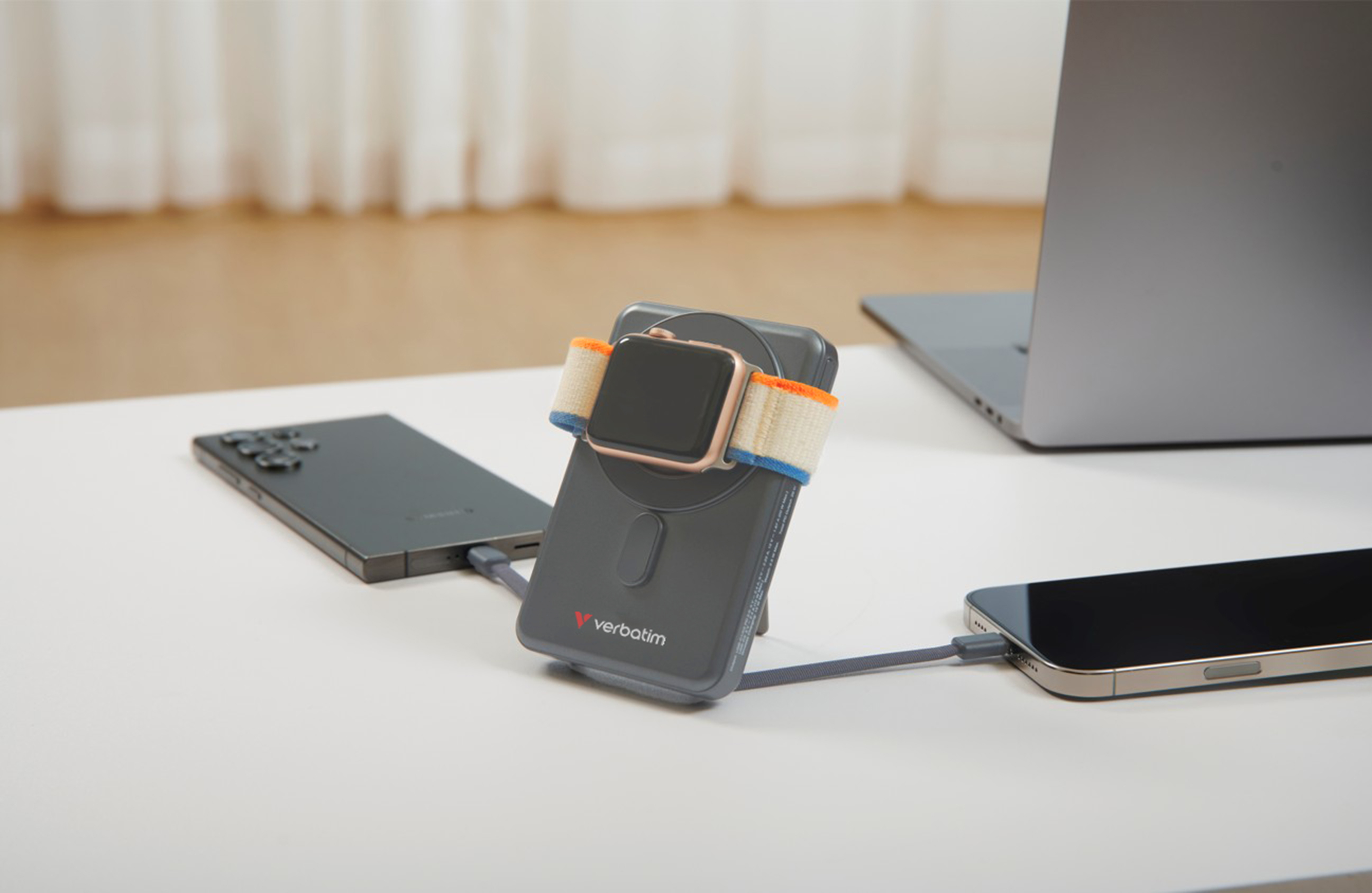 Verbatim Charge 'n' Go 32251 5000 mAh Induktive Power Bank Grau