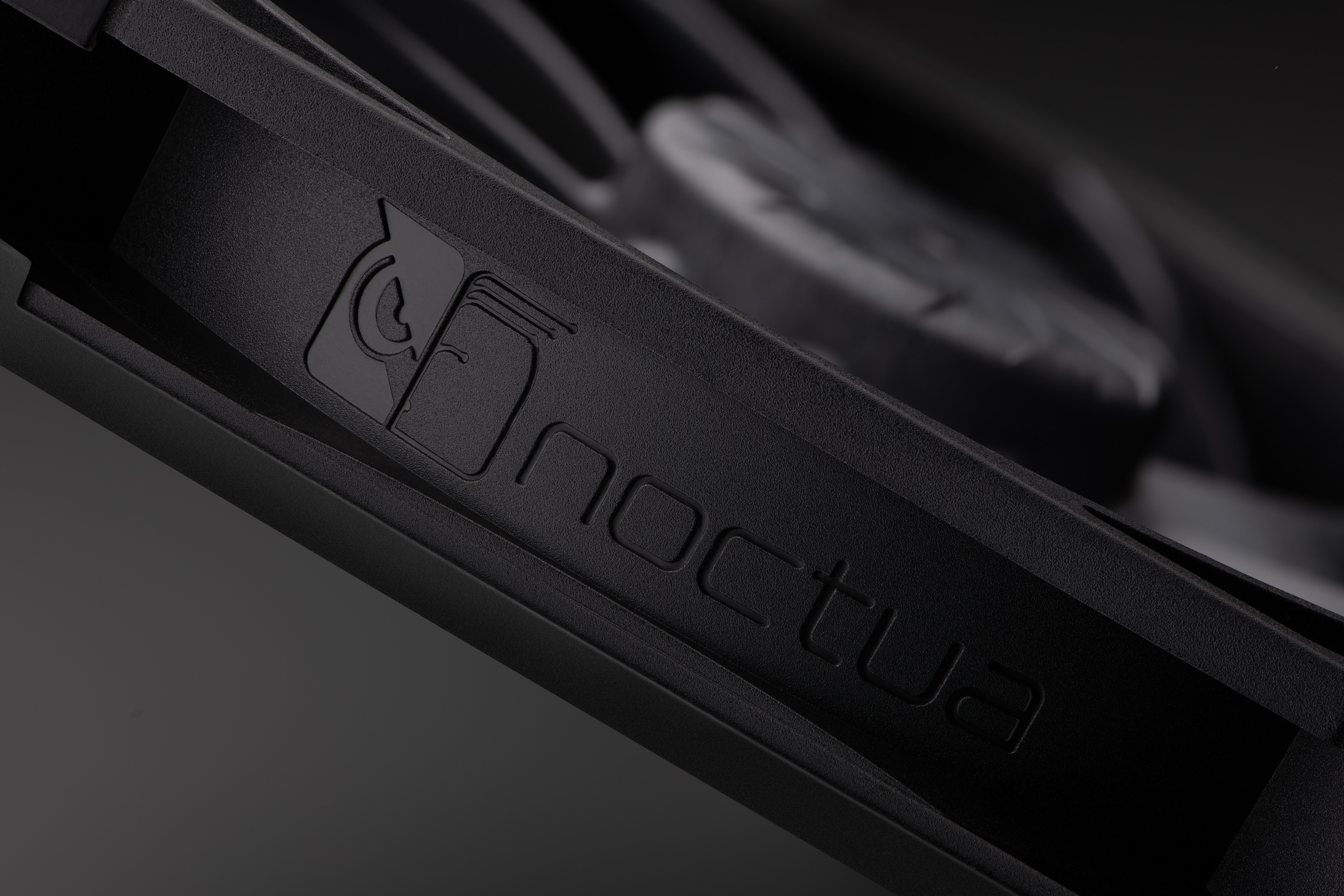 Noctua chromax.black NF-A14X25 G2 PWM SX2-PP 140 mm Schwarz