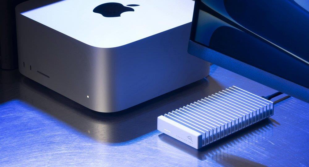 OWC Express 1M2 8 TB M.2 USB Typ-C 40 Gbit/s Silber