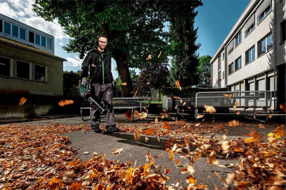 Metabo LB 18 LTX BL Laubbläser 150 km/h 650 m³/h Schwarz