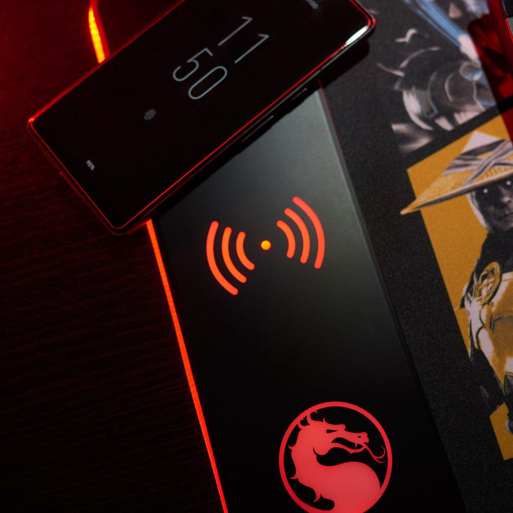 Numskull Mortal Kombat Gaming-Mauspad mit Wireless Charge 80x30 cm LED-Beleuchtung, Schwarz/Rot