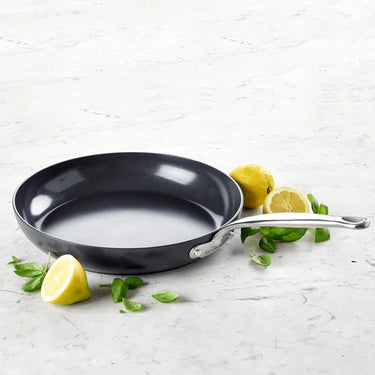 GreenPan Barcelona Pro Bratpfanne 24 cm Schwarz
