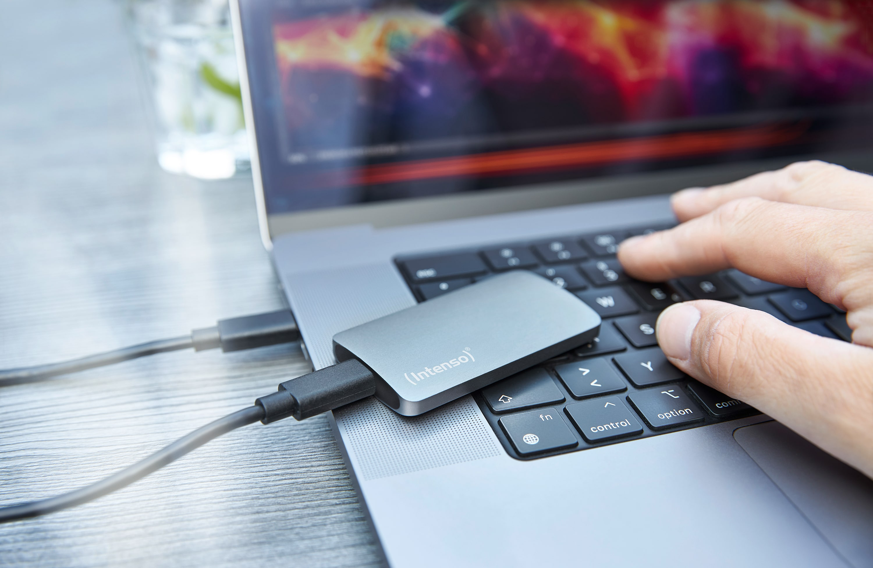 Intenso TX800 Externe SSD 1 TB USB 3.2 Gen 2x2 20 Gbit/s Anthrazit