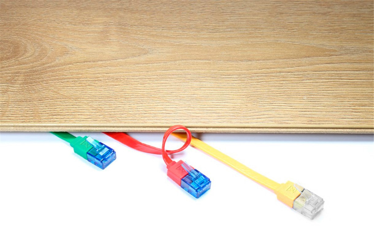 goobay 96325 Cat6a U/UTP 2 m RJ-45 Netzwerkkabel Weiß