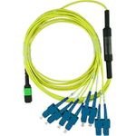 BlueOptics LWL Breakout Kabel, MPO/APC, 4xDuplex SC/UPC, 5 Meter, Singlemode E9/125µm, G.657.A1, Markenfaser, 3.0mm LSZH gelb, 8 Kerne, inkl. Messprotokoll, MPO Stecker ohne Pins (SFP5142BU5MKB)