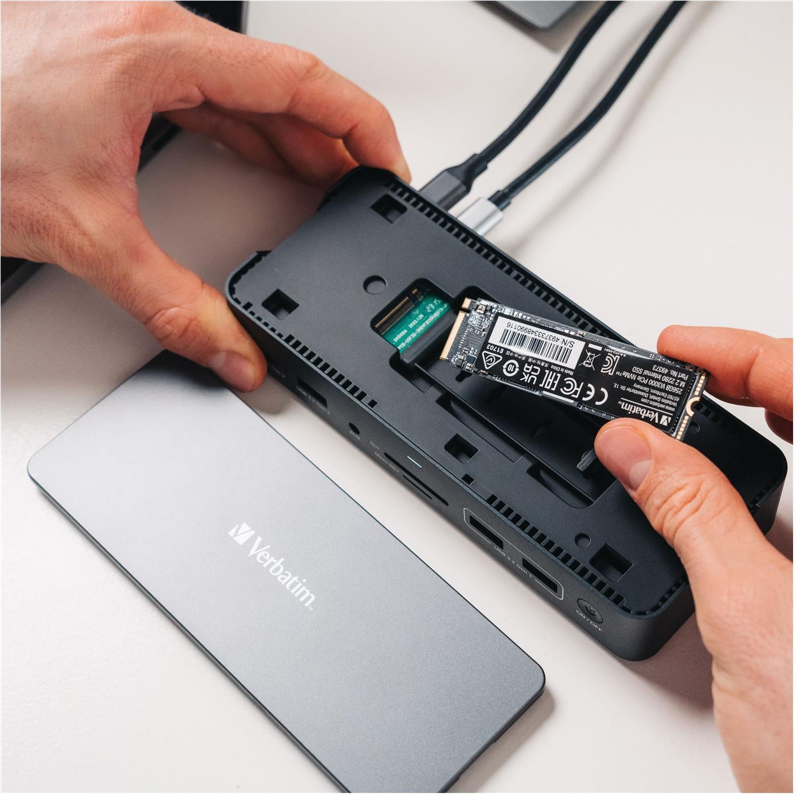 Verbatim Pro CDS-15SSD Dockingstation USB-C 100W Power Delivery Schwarz Grau