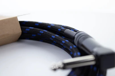 Cordial 14780 Instrumentenkabel 6,3 mm Klinke mono auf 6,3 mm Klinke mono 3 m Schwarz/Blau