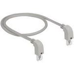 DeLOCK Patch-Kabel RJ-45 (M) nach unten gewinkelt bis RJ-45 (M) nach unten gewinkelt (85876)