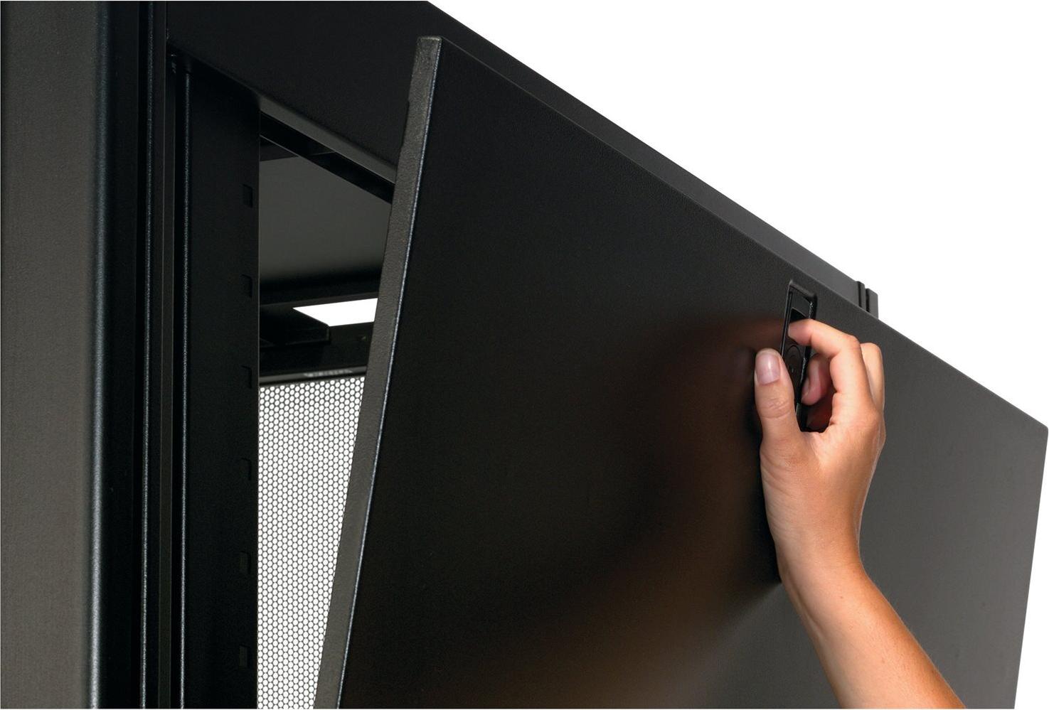 APC NetShelter SX AR3100 Netzwerkschrank 42HE 1070 mm Tiefe Schwarz