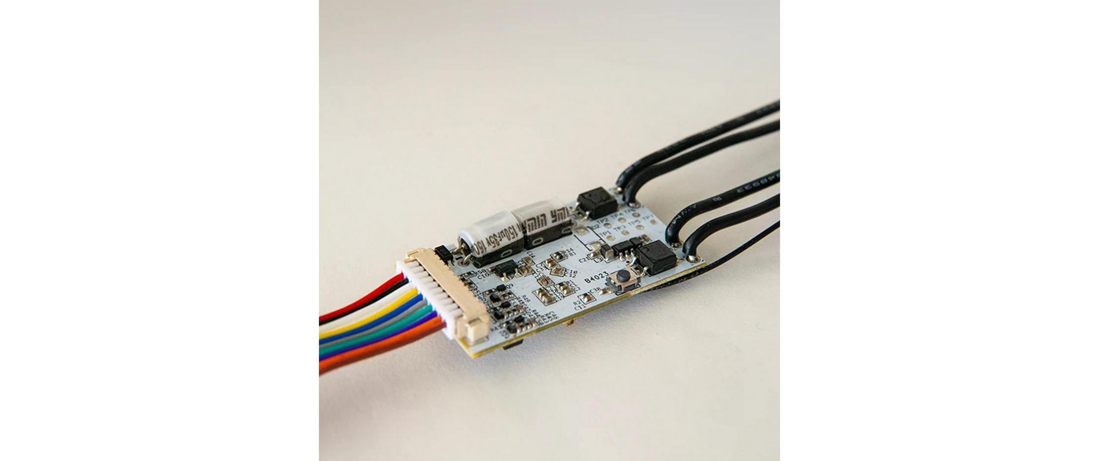 Shelly Plus Uni Universalmodul WLAN Bluetooth