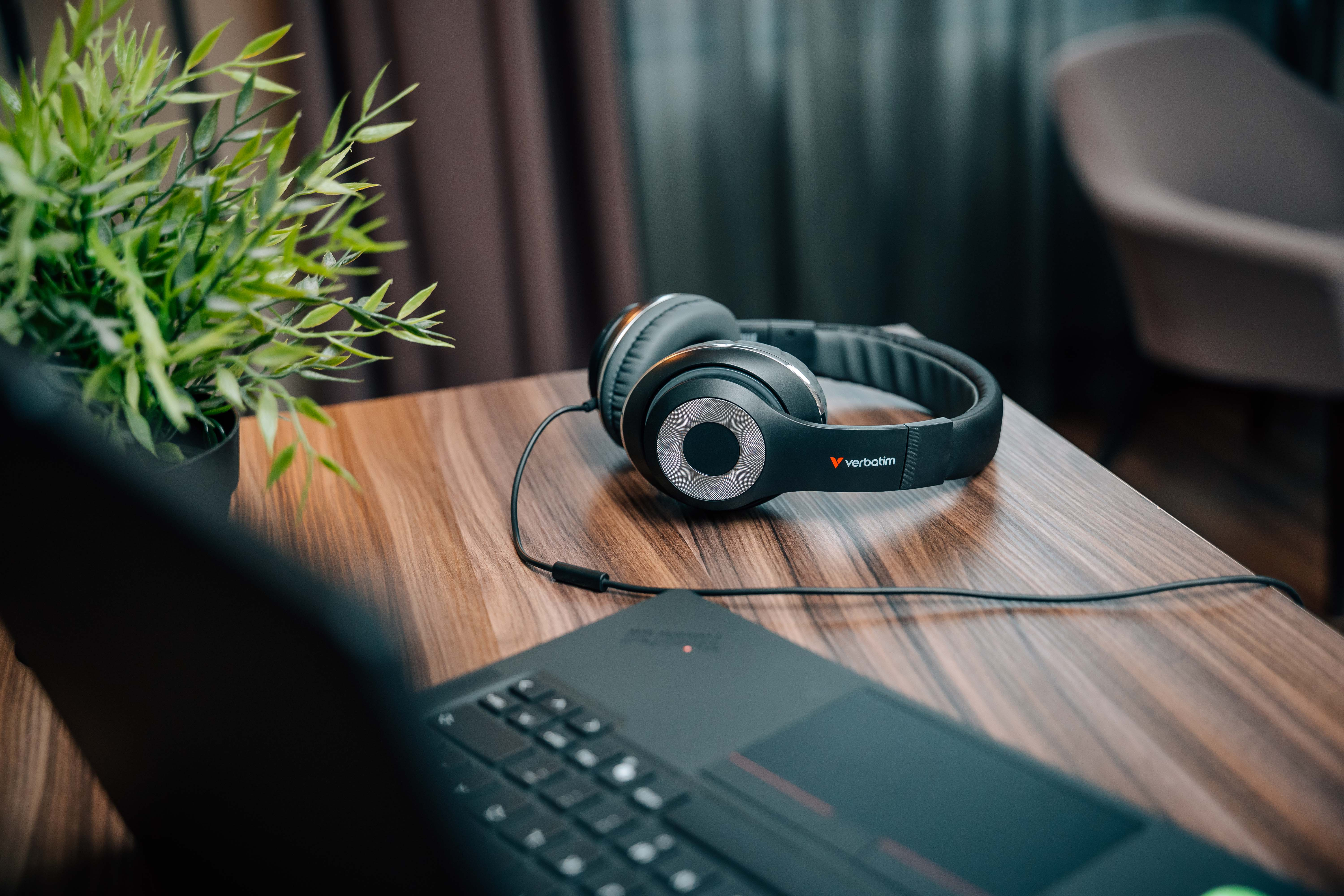 Verbatim TruSound 30198 USB-C Headset Stereo Schwarz