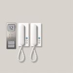 Siedle SET CA 812-2 E/W. Übertragungstechnik: Verkabelt. Produktfarbe: Edelstahl, Weiß, Platzierung: Wand (210008739-00)