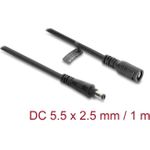 Delock DC Verlängerungskabel 5,5 x 2,5 mm Stecker zu Buchse mit Bajonettverschluss 18 AWG, 1 m schwarz (67392)