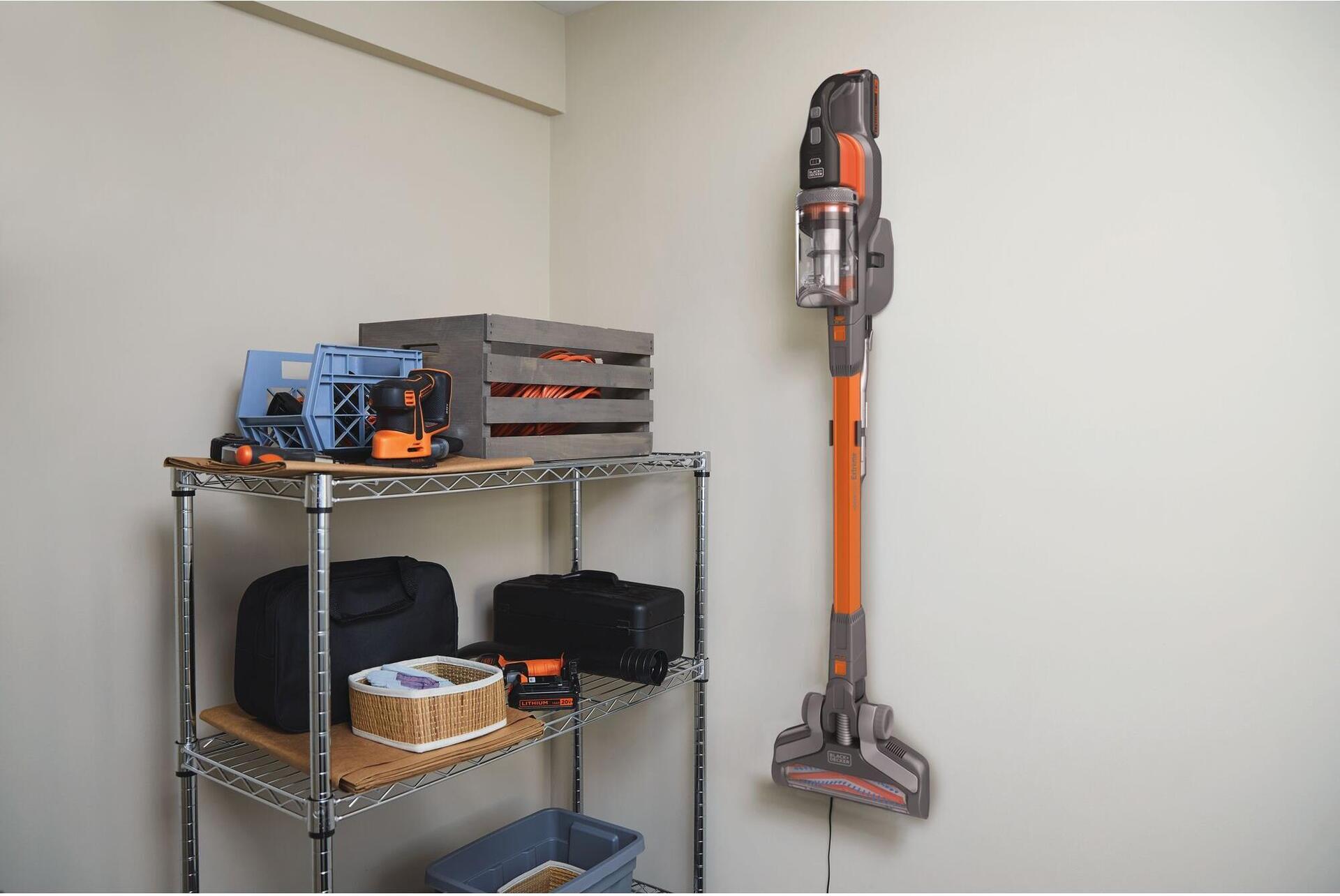BLACK+DECKER POWERSERIES Extreme BHFEV182C-QW 2-in-1 Akku-Stielstaubsauger 58 min Orange, Titan