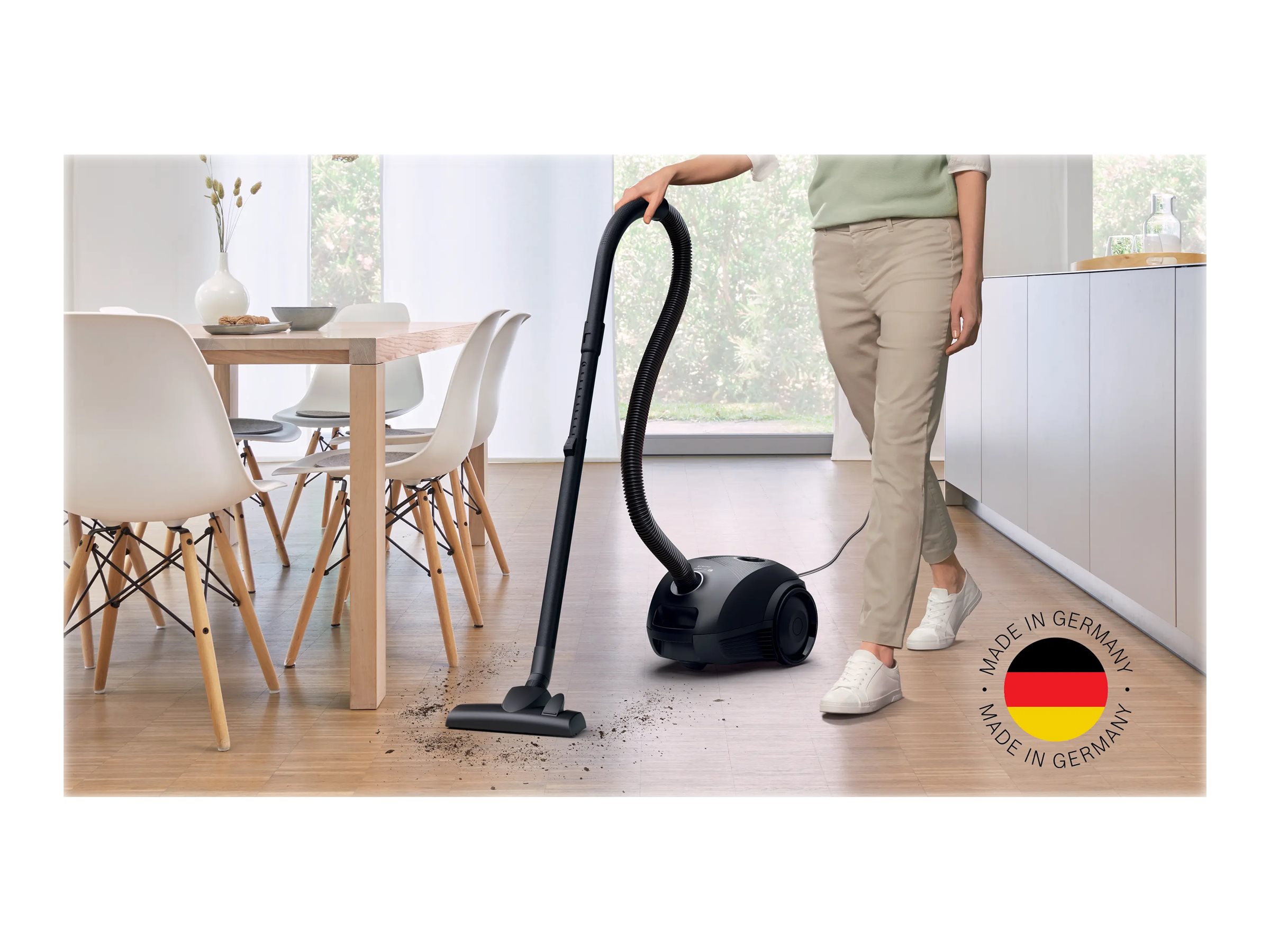 Bosch Serie 2 BGBS2LB1 Bodenstaubsauger 600 W 3,5 l Beutel Hygienefilter Schwarz