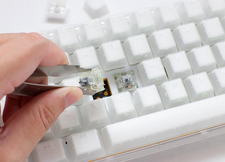 Ducky One 3 Aura White SF MX Brown RGB-LED (US) White