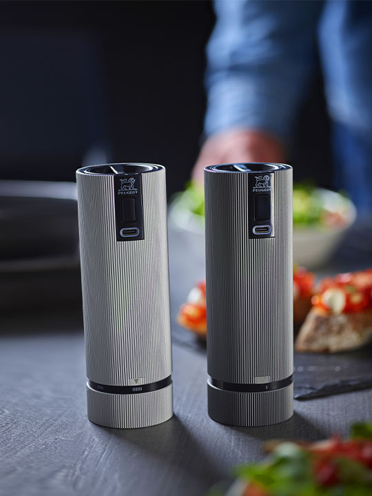 Peugeot Saveurs Line Duo Electric 15cm U'SELECT Carbon + ms aluminium Grau