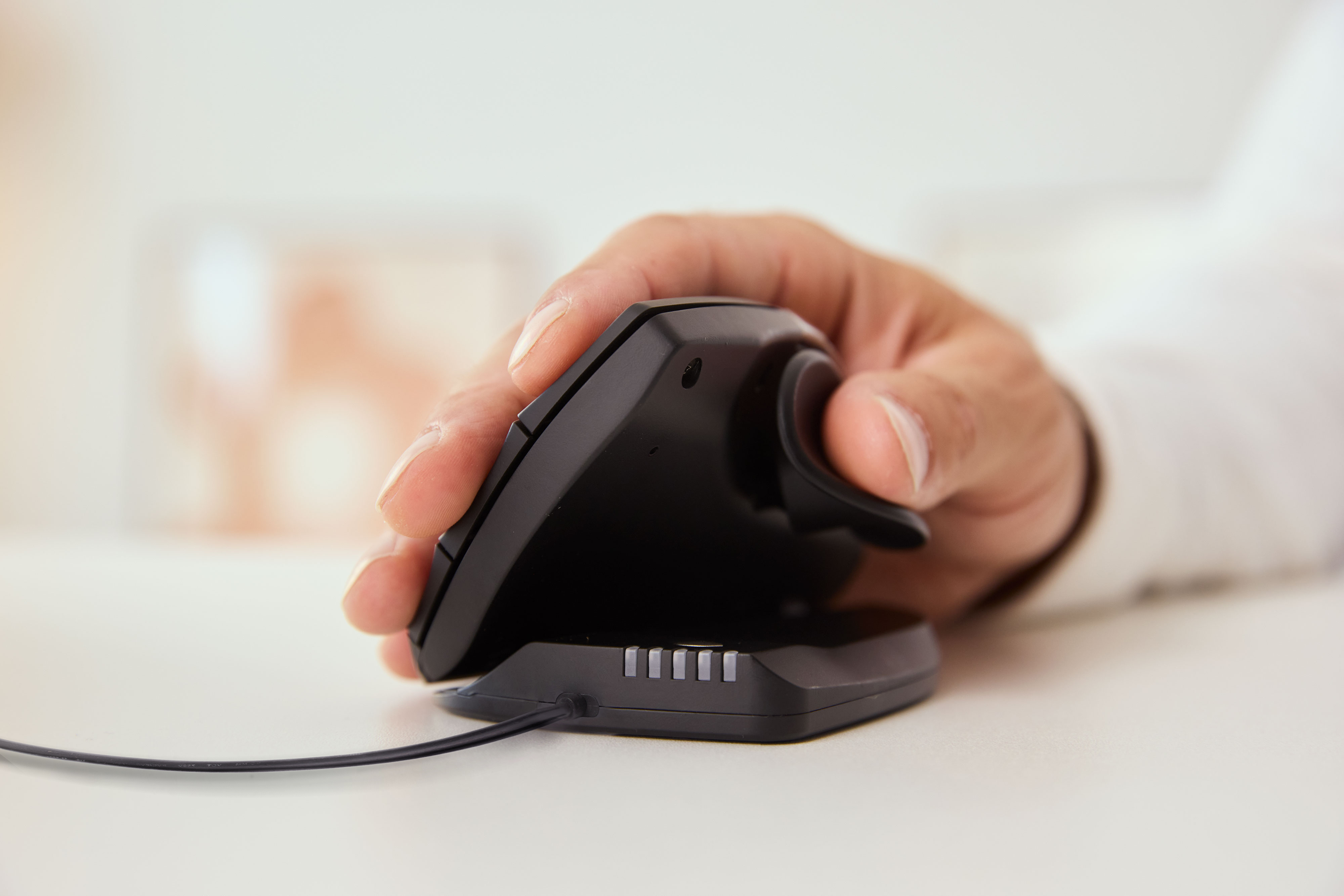 Contour Unimouse Vertikale Maus Für Rechtshänder 7 Tasten USB Schwarz
