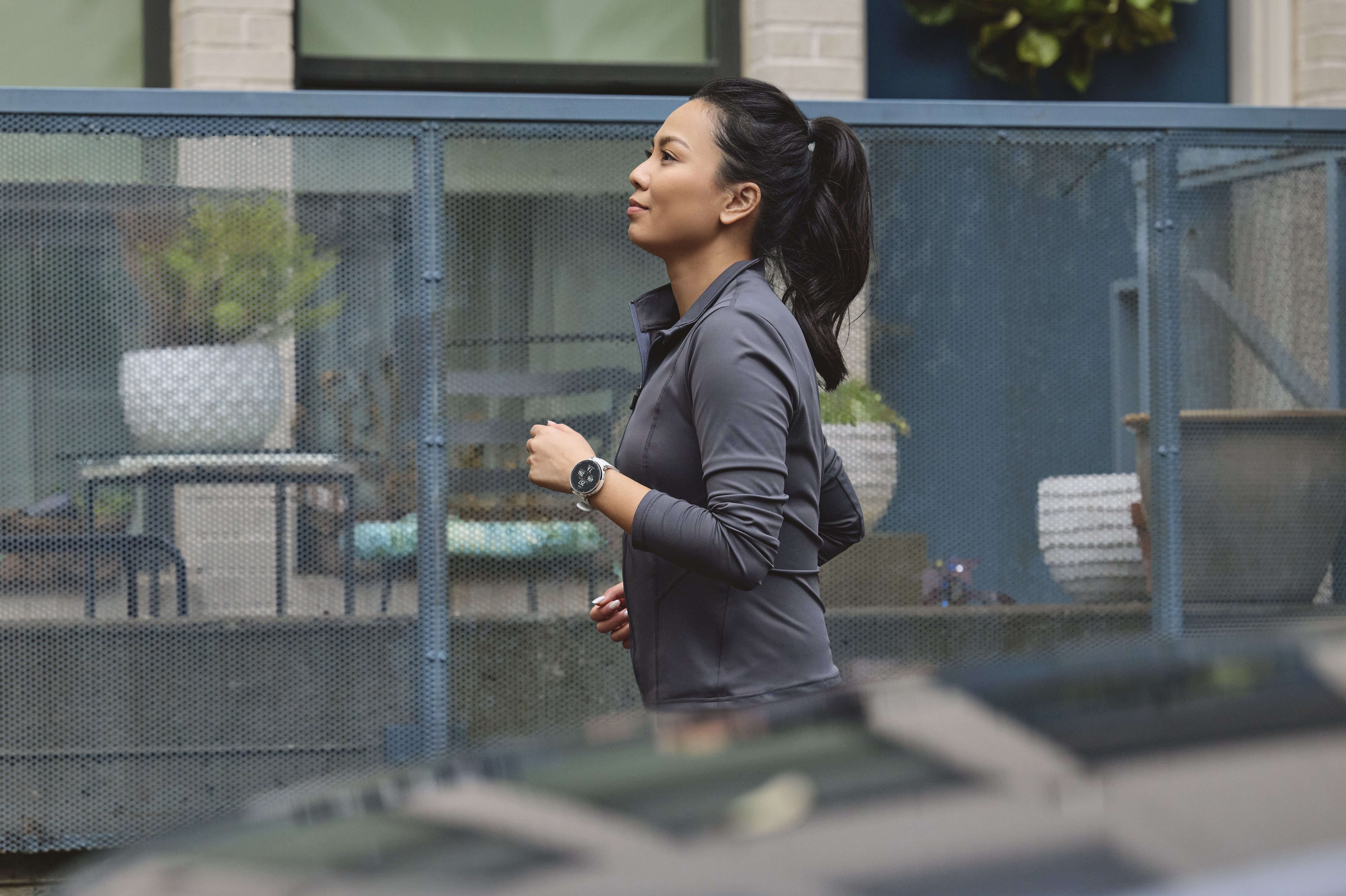 Amazfit Active 3 Premium 1,32" AMOLED Smartwatch Weiß