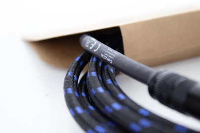 Cordial 14770 Klinke Audio Anschlusskabel 6.3 mm Mono / 6.3 mm Mono 5 m Schwarz, Blau Textil-Mantel