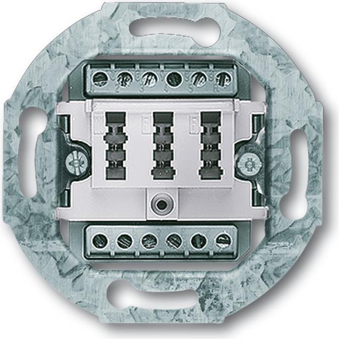 Busch-Jaeger 0242/04. Breite: 70 mm, Tiefe: 24 mm, Höhe: 70 mm (2CKA000230A0389)
