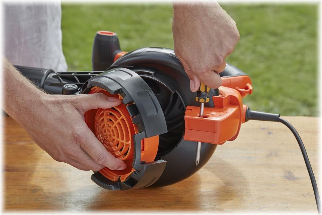 BLACK+DECKER BEBLV300-QS 3-in-1 Gartensauger 3000 W Schwarz