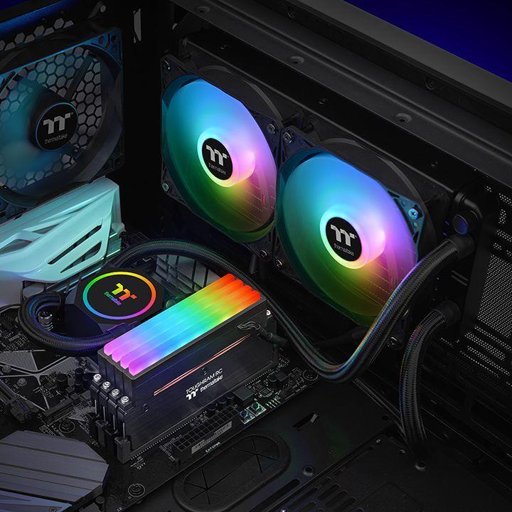 Thermaltake Floe RC240 All-in-One-Flüssigkeitskühler 240mm Schwarz