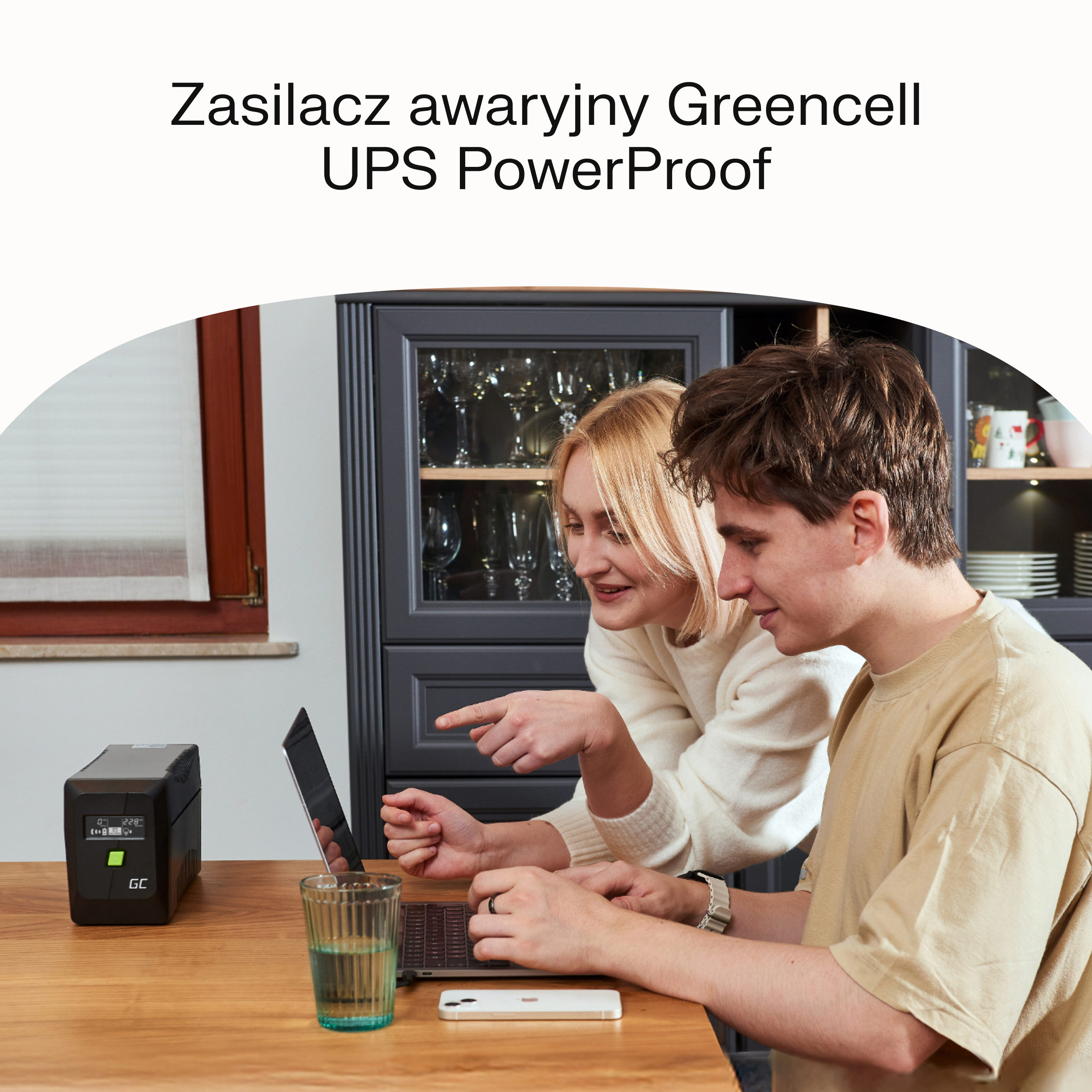 Green Cell UPSLP1050 Line-Interaktiv 1,5 kVA 1050 W Schwarz