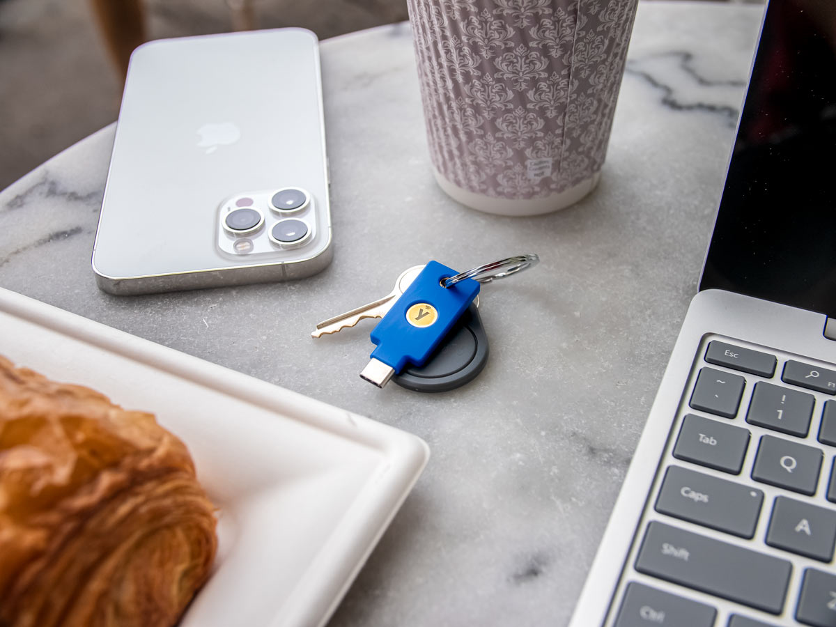 Yubico Security Key C NFC – USB-C, FIDO2/U2F, Blau
