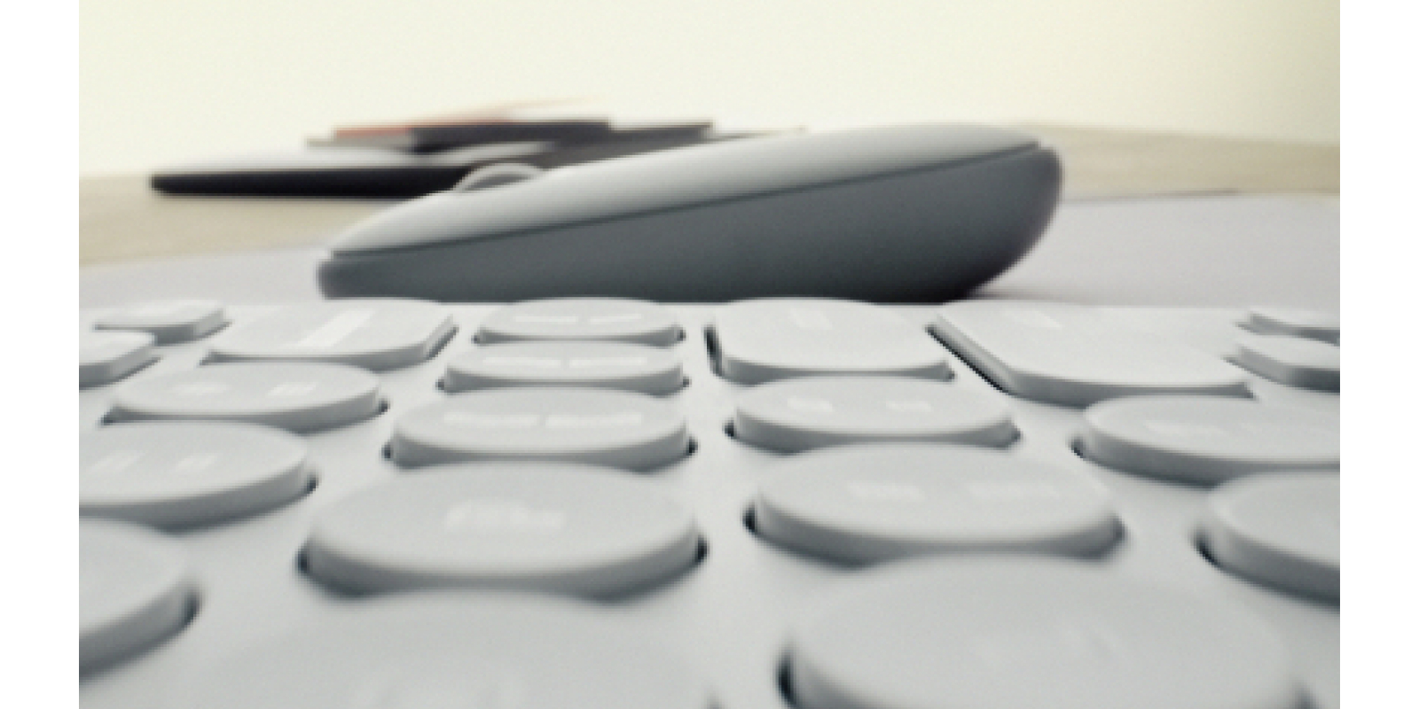 Logitech Pebble Keys 2 K380s Tastatur QWERTZ Bluetooth Tonal White