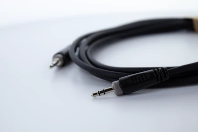 Cordial 14830 Audiokabel 3,5 mm Klinke Stecker auf 3,5 mm Klinke Stecker 3 m Schwarz
