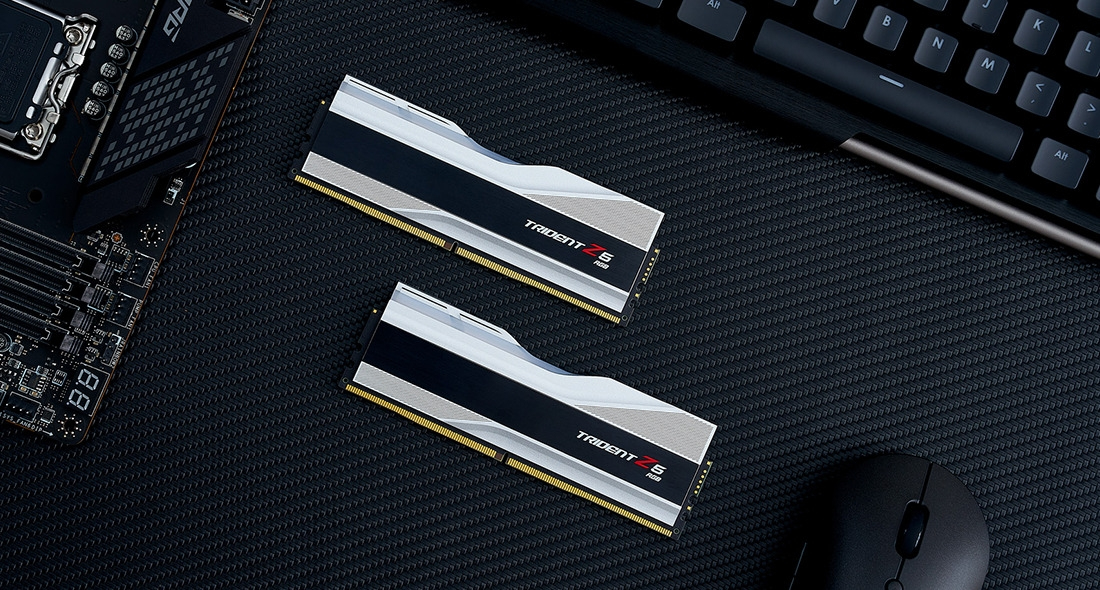 G.Skill Trident Z5 RGB DDR5 32 GB RAM Kit (2x16 GB) 8000 MHz CL38 Silber