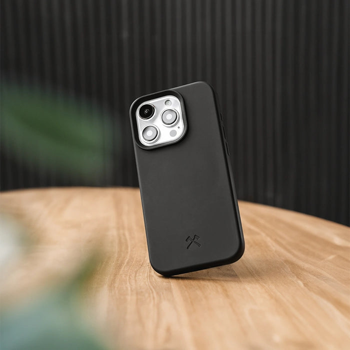 Woodcessories Bio Case Cover für Apple iPhone 15 Pro Schwarz