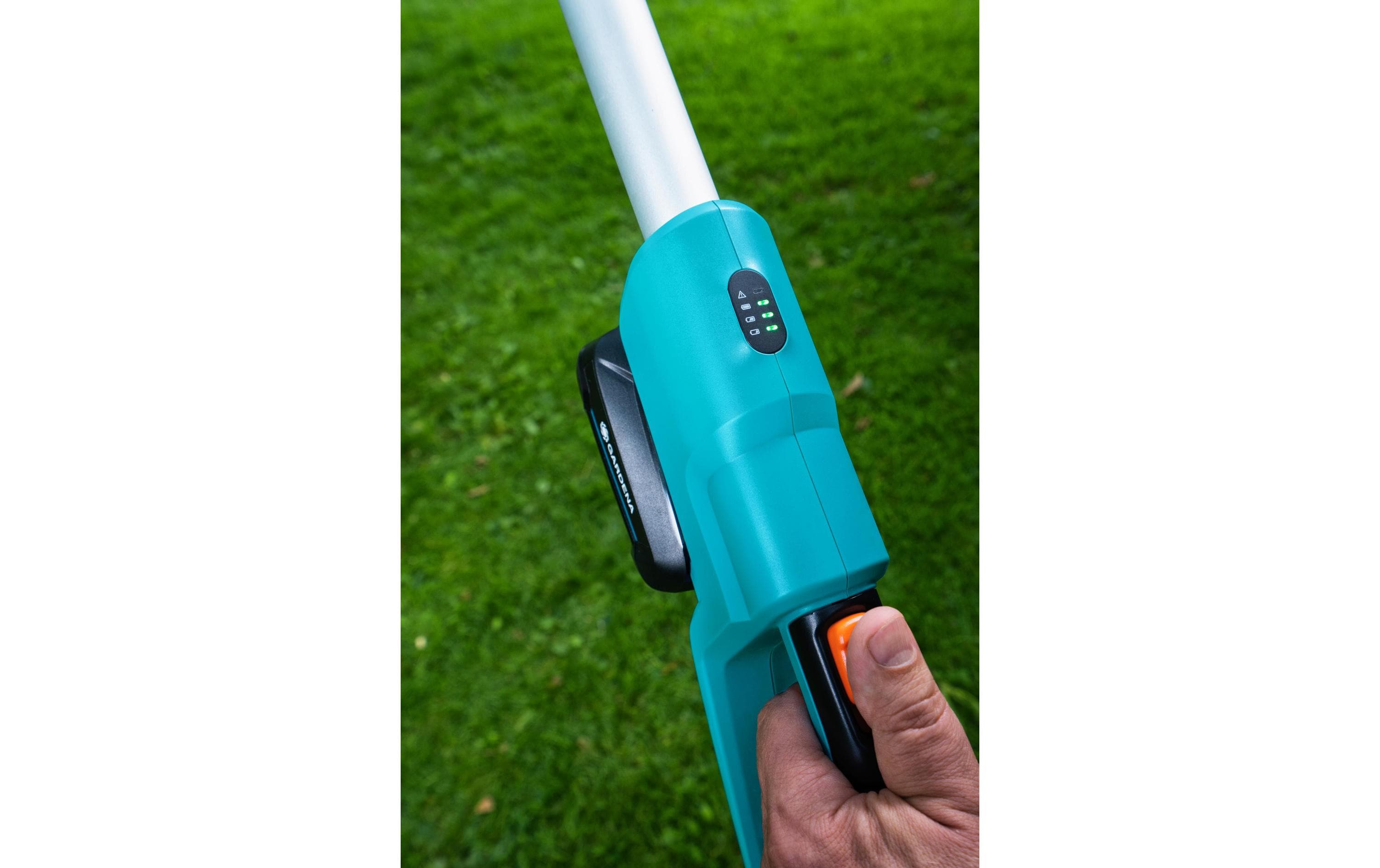 Gardena Akku-Hochentaster TCS 20/18V P4A 18V 2,5 Ah 20 cm Schwarz, Blau, Orange