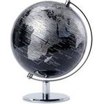 Troika Globus LUNAR Globus mit 20 cm Durchmesser, verchromter Metallfuß, bewegliche Achse, Kunststoff / Metall, glänzend, Schwarz / silberfarben (G2001-BKSI/CH)