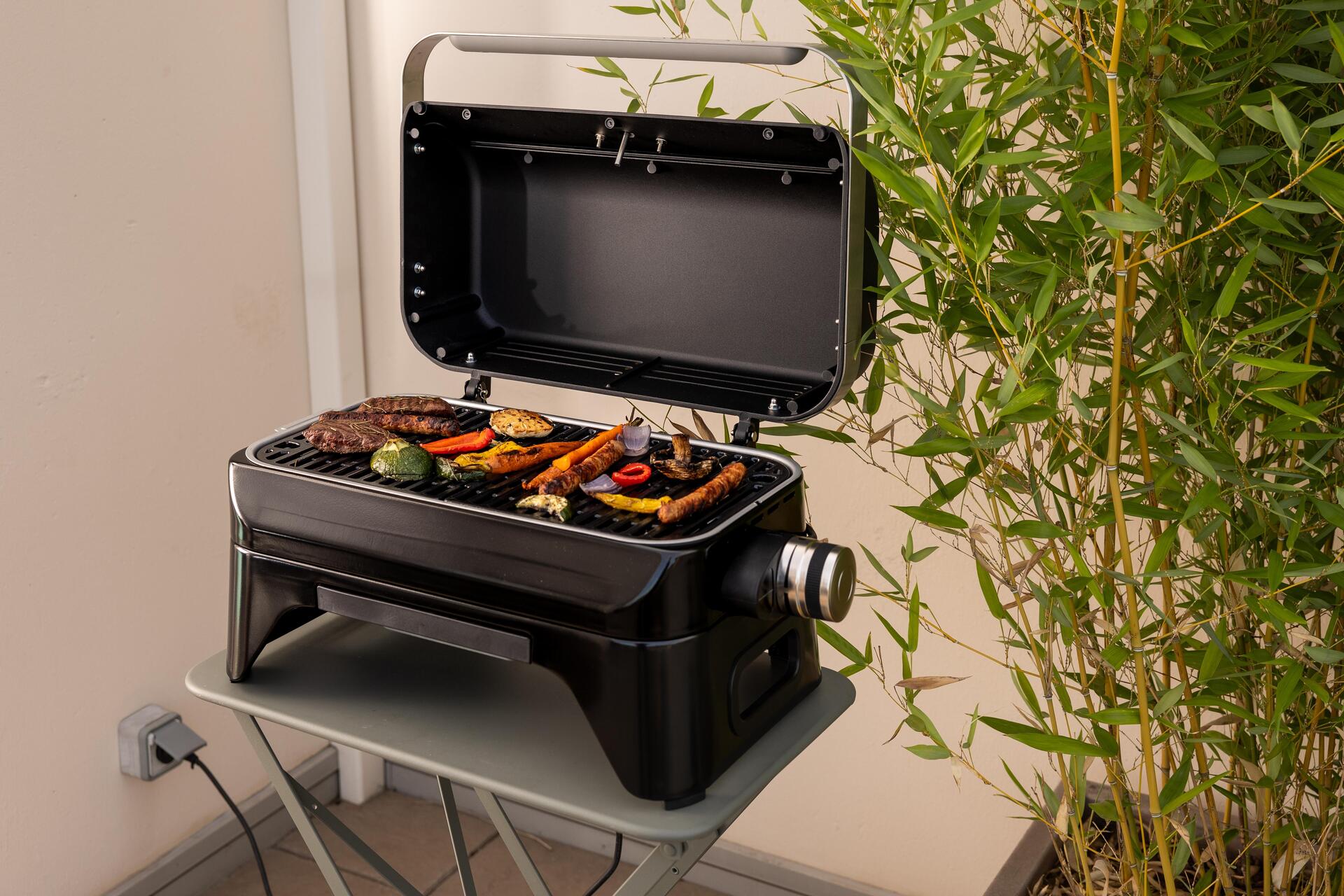 Campingaz Attitude 2GO Electric Tischgrill Schwarz