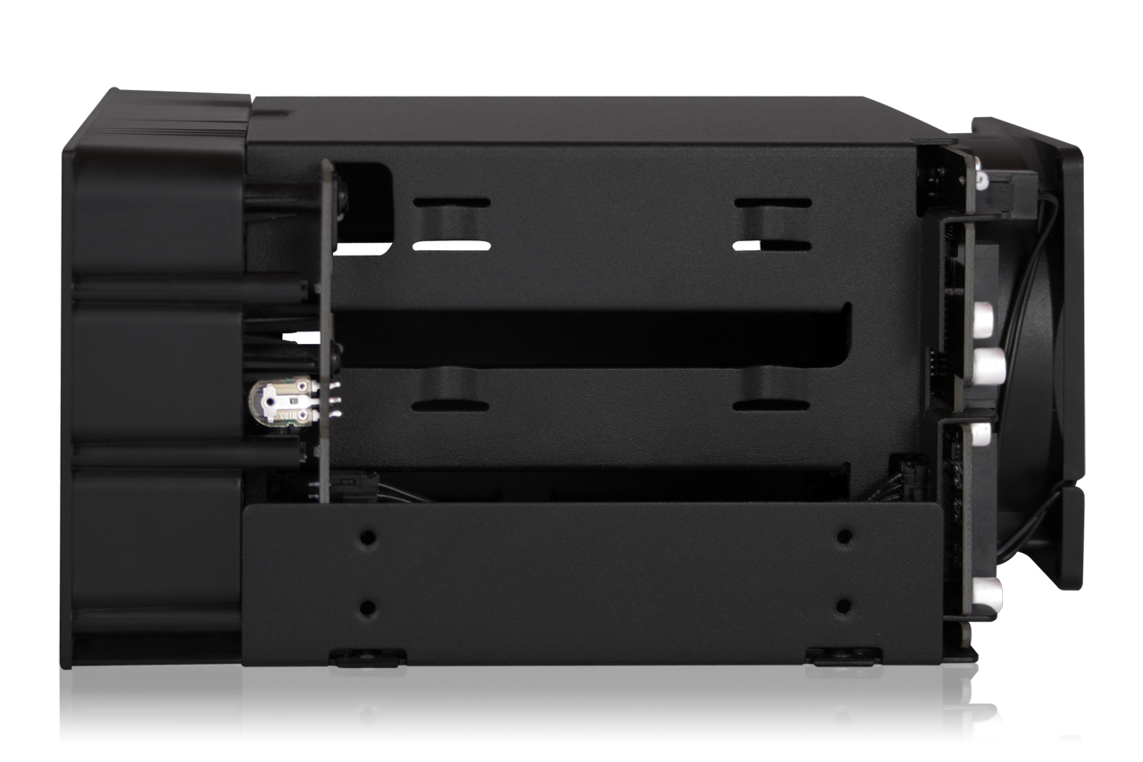 ICY Dock flexiDOCK MB830SP-B 3x 3.5" SAS/SATA Hot-Swap Schwarz