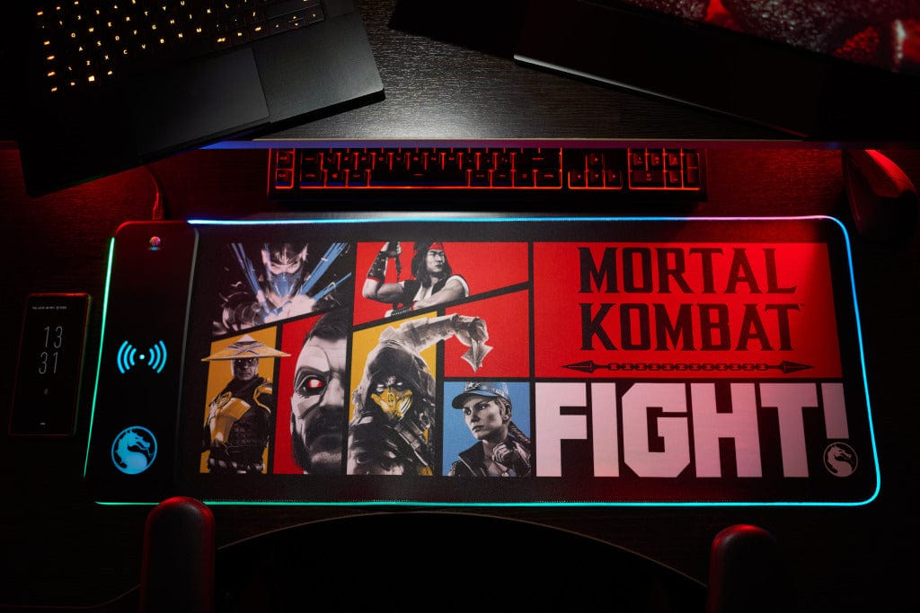 Numskull Mortal Kombat Gaming-Mauspad mit Wireless Charge 80x30 cm LED-Beleuchtung, Schwarz/Rot