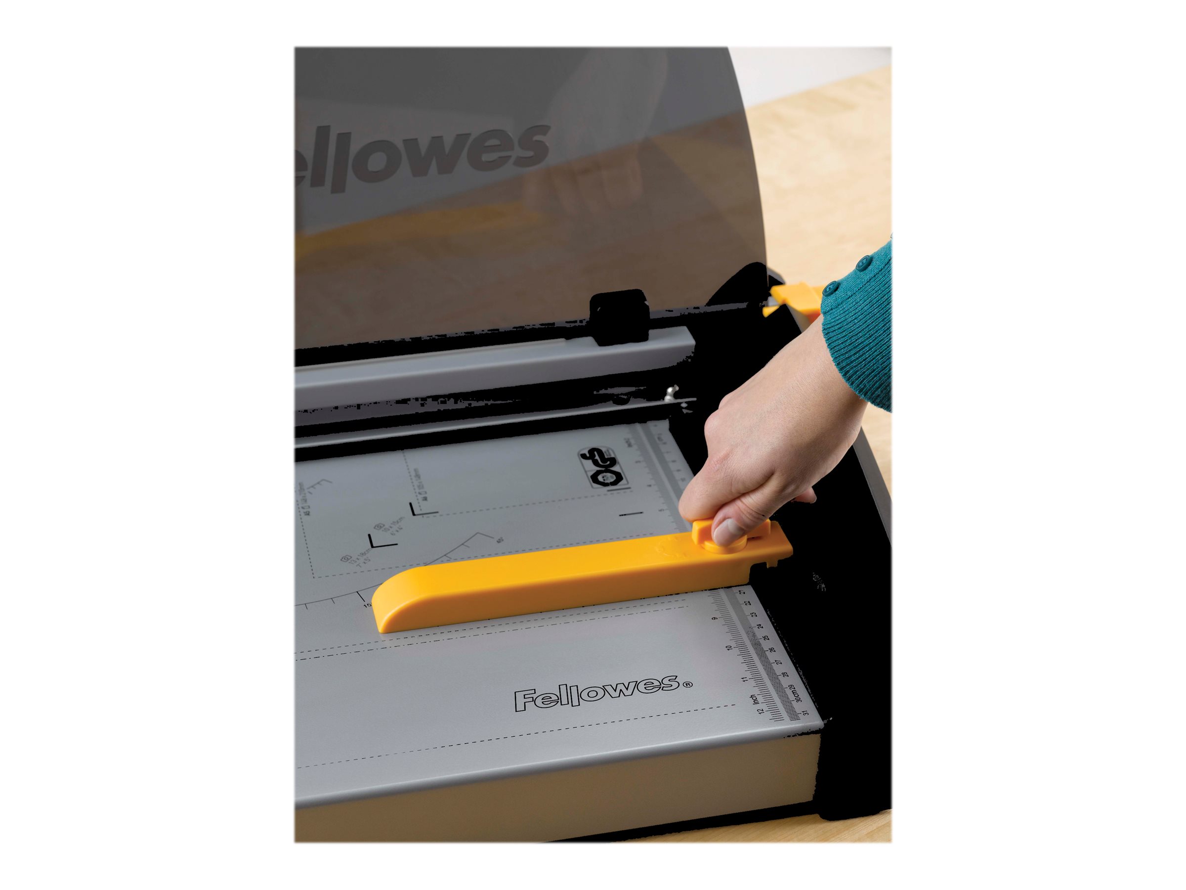 Fellowes Plasma A4 Hebelschneider 380 mm 40 Blatt Schwarz, Silber