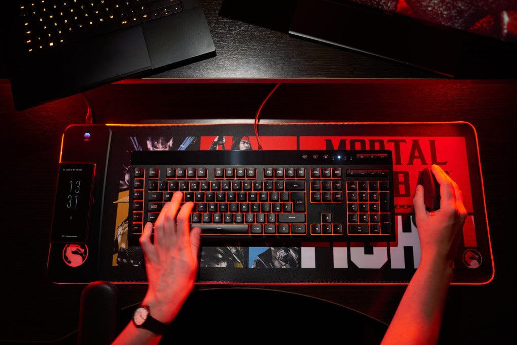 Numskull Mortal Kombat Gaming-Mauspad mit Wireless Charge 80x30 cm LED-Beleuchtung, Schwarz/Rot