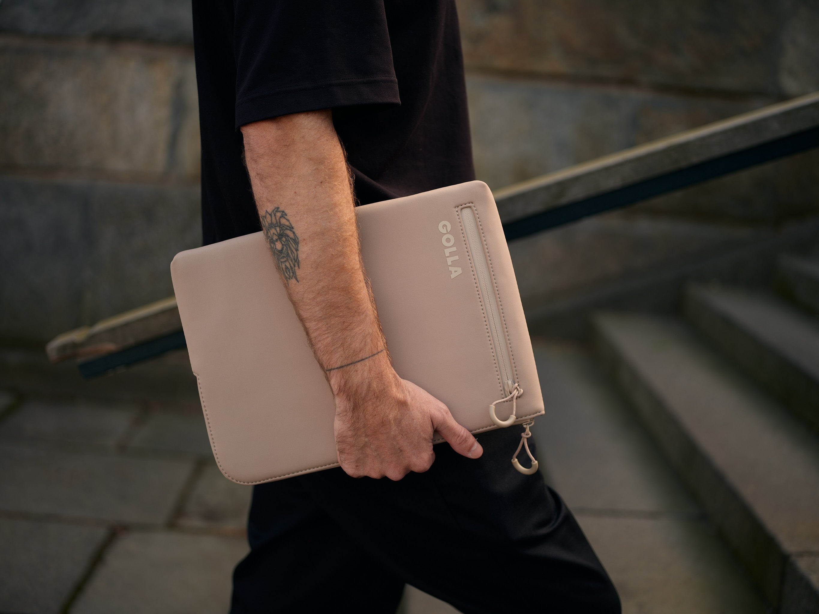 Golla Notebook-Hülle 15" Neopren Cremefarben